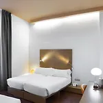 Petit Palace Plaza Hotel 4*