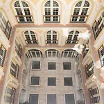 Petit Palace Plaza Hotel