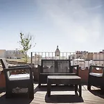Petit Palace Plaza Hotel