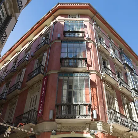 Petit Palace Plaza